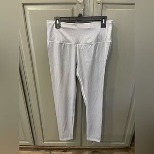 NWOT Victoria Secret Sport Shimmer Leggings